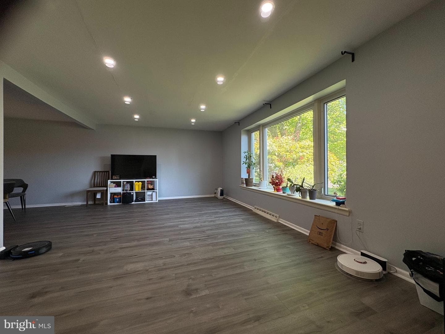 416 Emerson Road photo 3