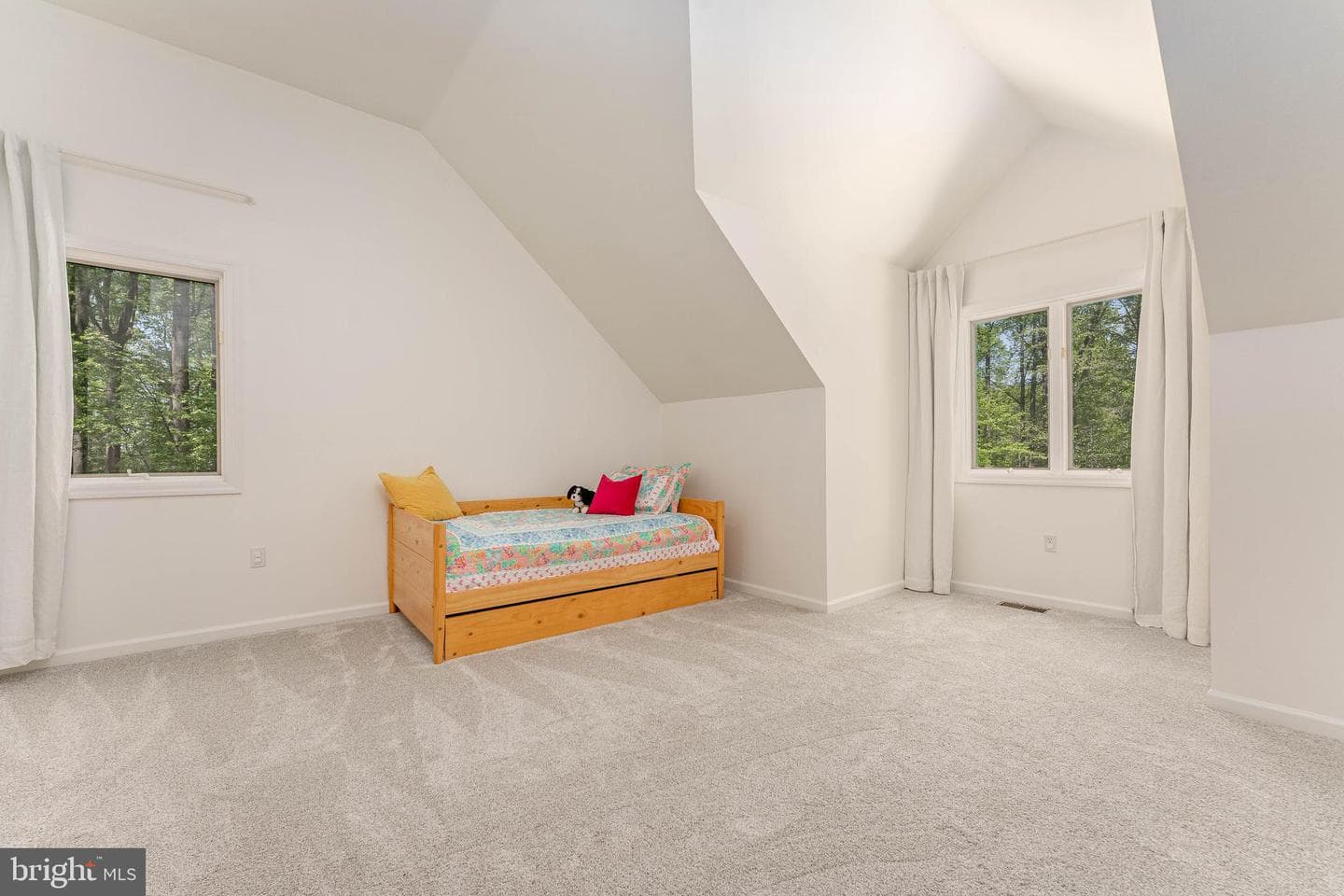147 Highland Road photo 50