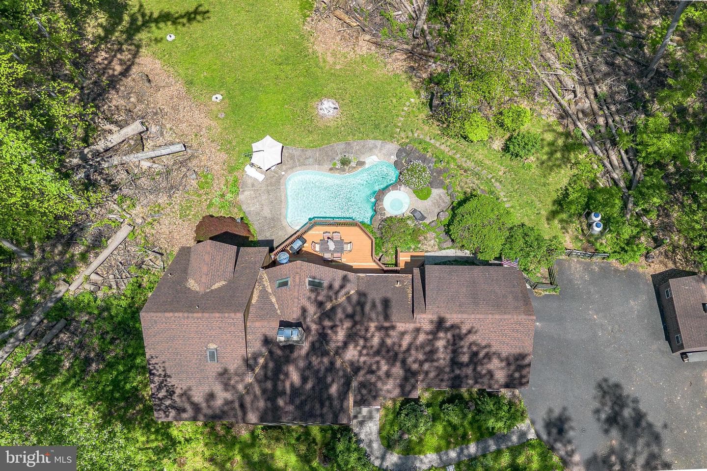147 Highland Road photo 7