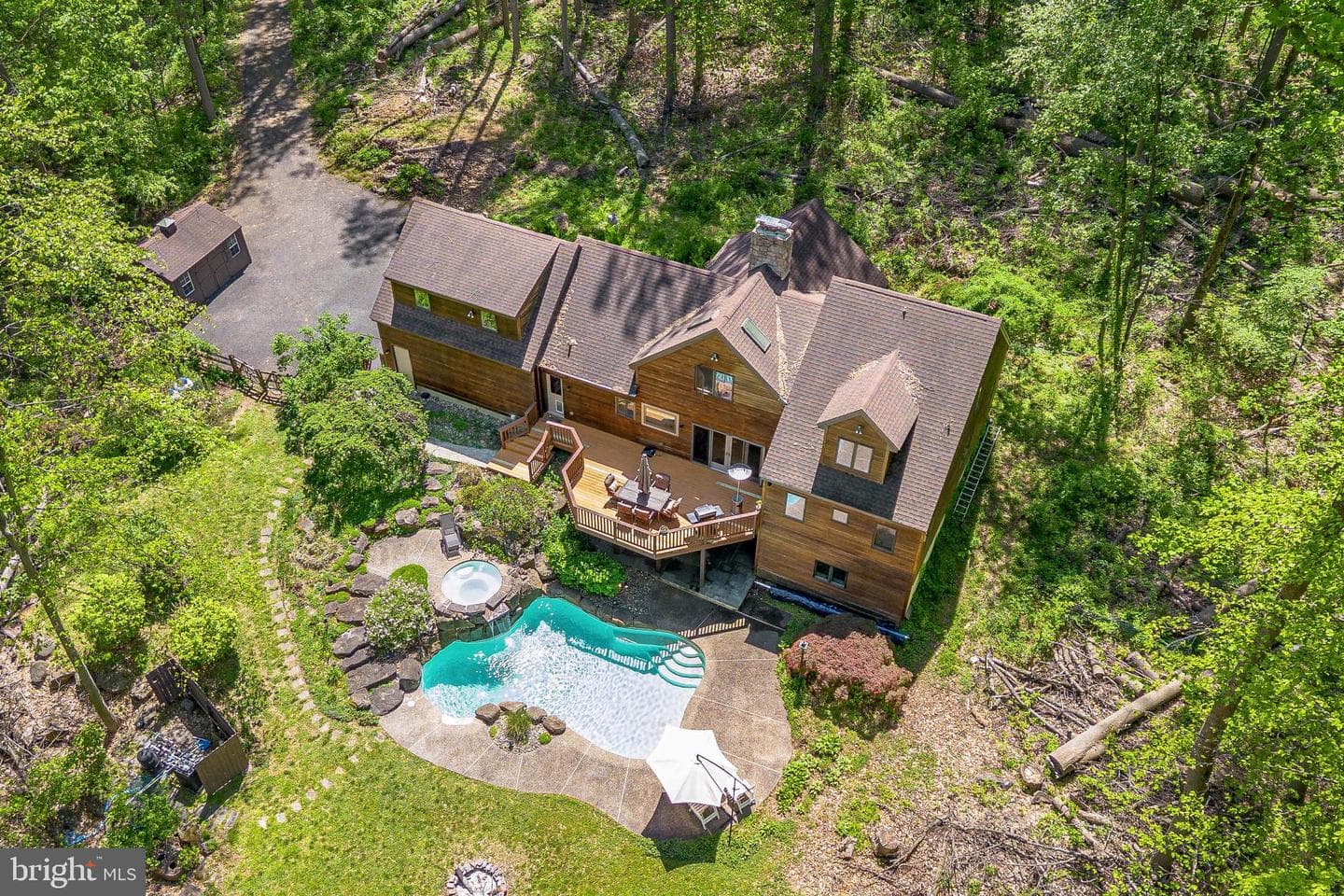 147 Highland Road photo 9