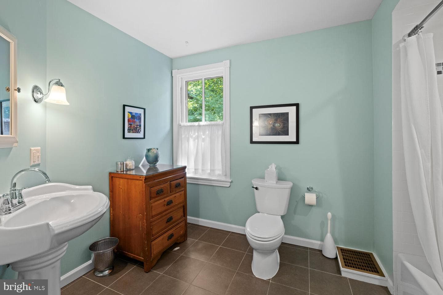 7 Walt Lane photo 20