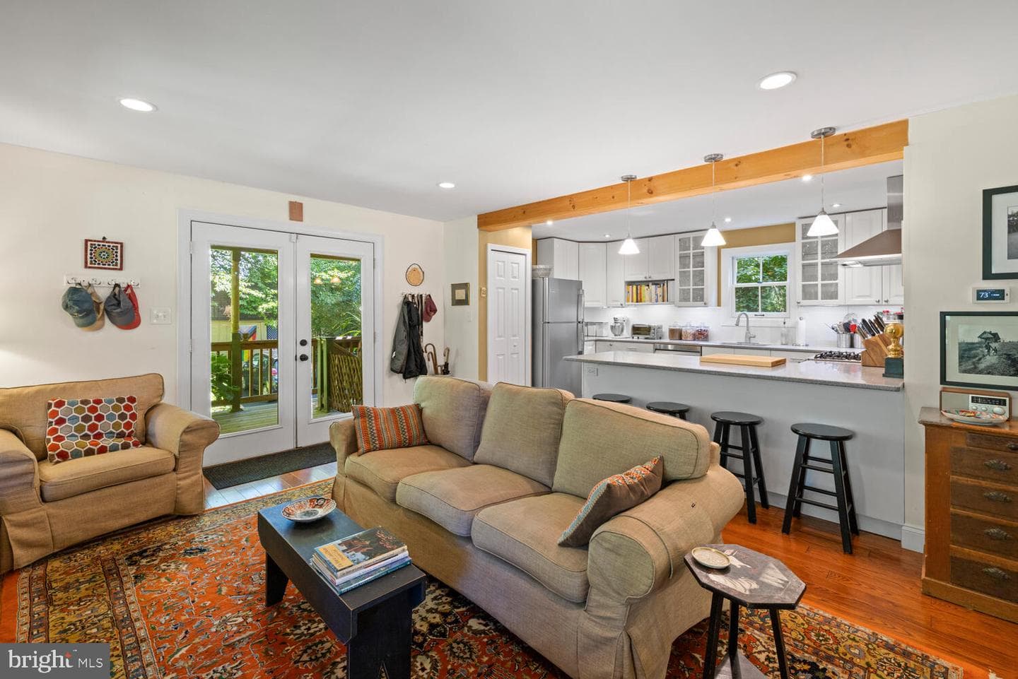 7 Walt Lane photo 9