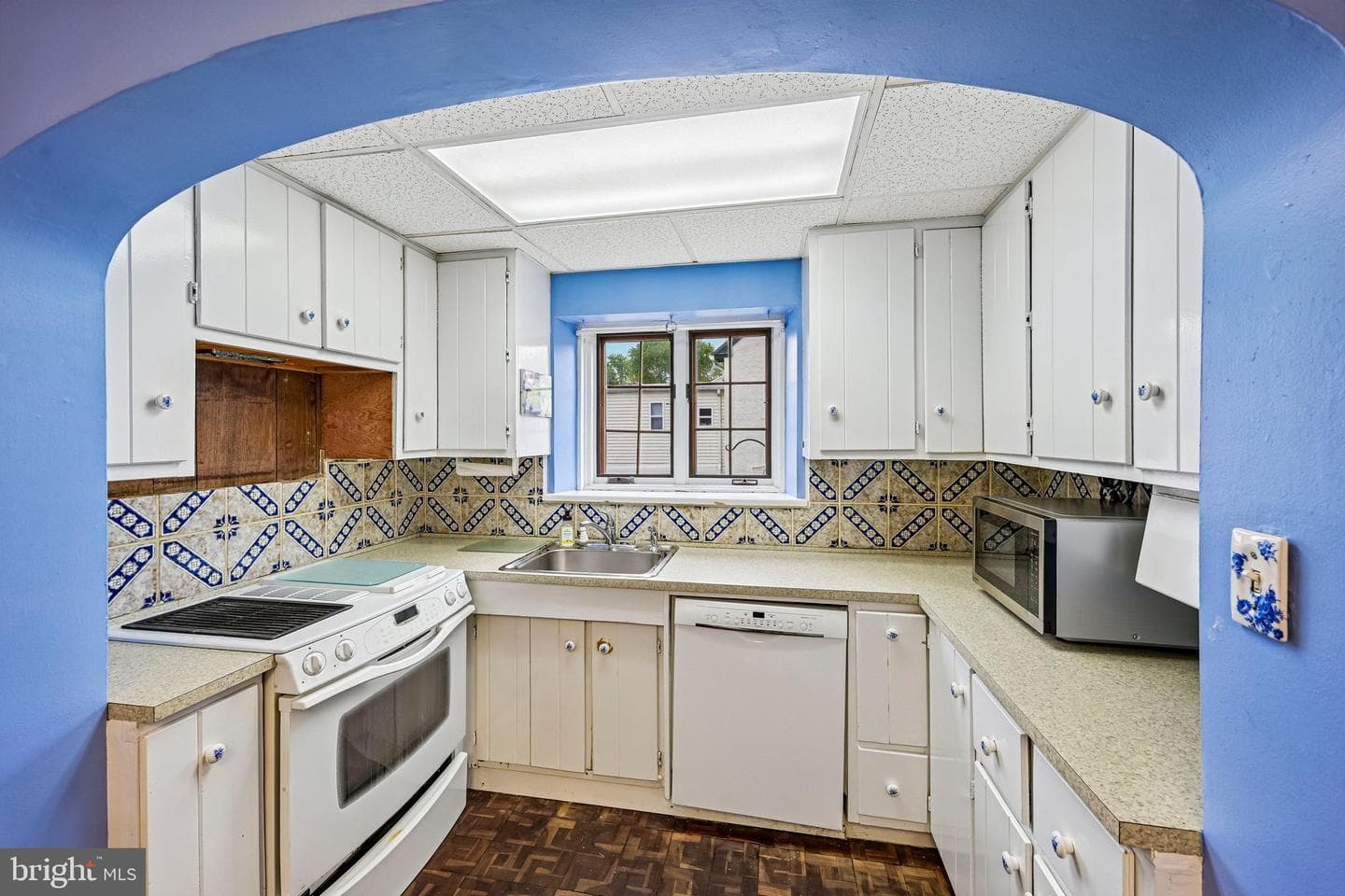 123 Montgomery Avenue photo 16
