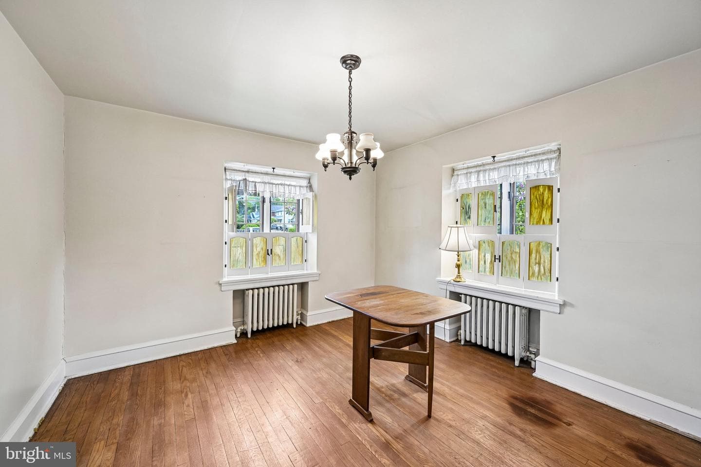 123 Montgomery Avenue photo 26