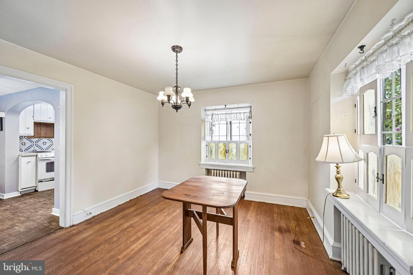123 Montgomery Avenue photo 29