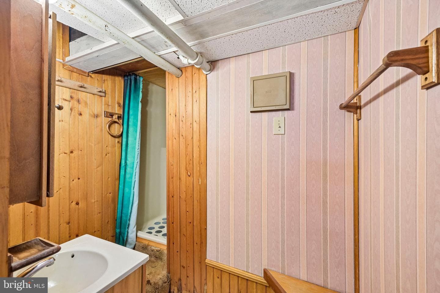 123 Montgomery Avenue photo 40