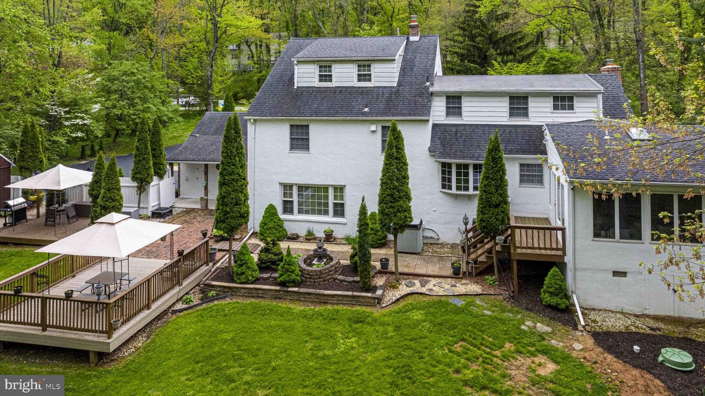 405 Toland Drive photo 37