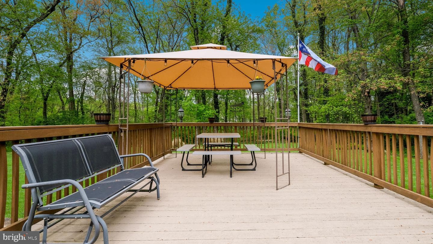405 Toland Drive photo 39