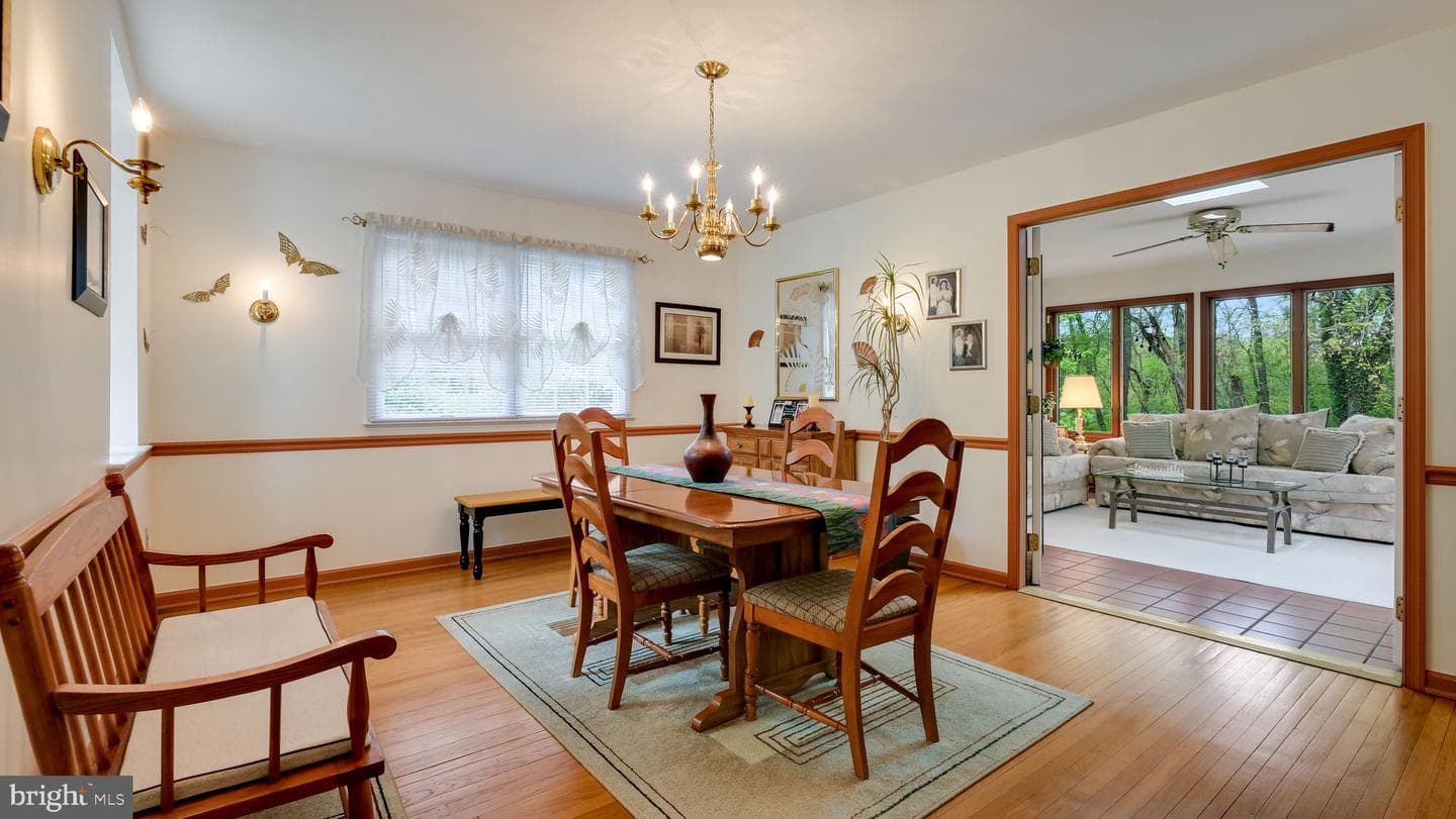 405 Toland Drive photo 8