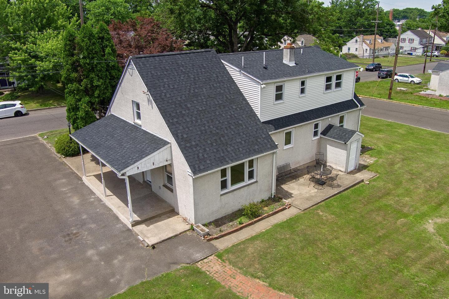 335 Tanner Avenue photo 46