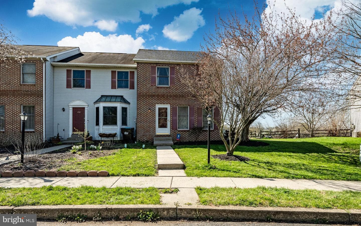 149 Winding Way photo 2