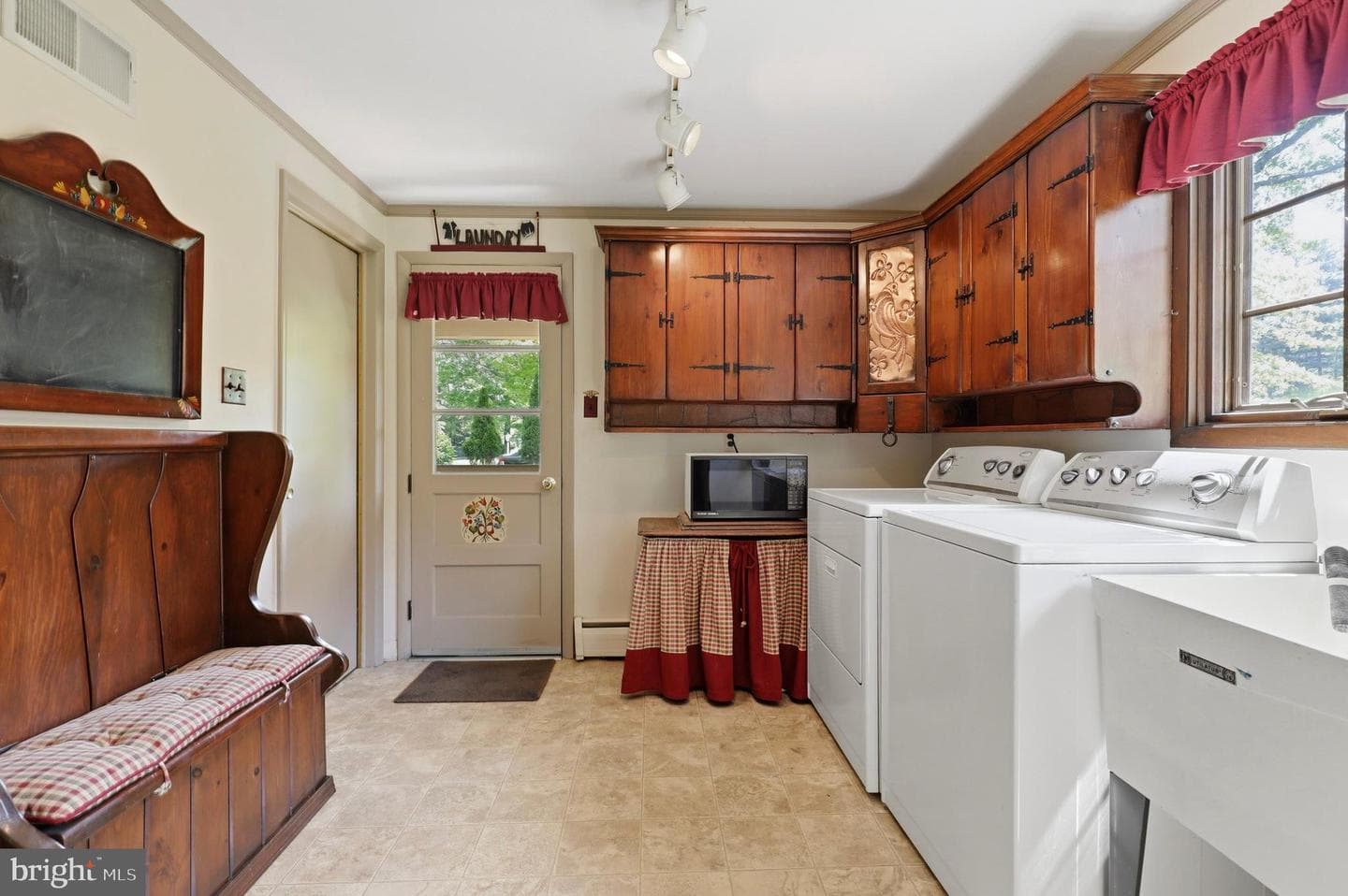 203 Fairway Road photo 20