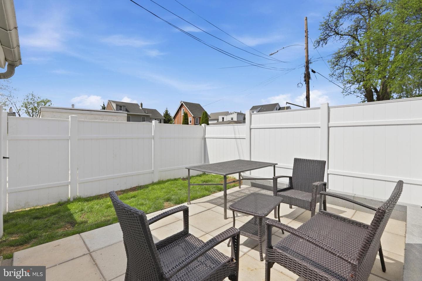 712 Wells Street photo 21