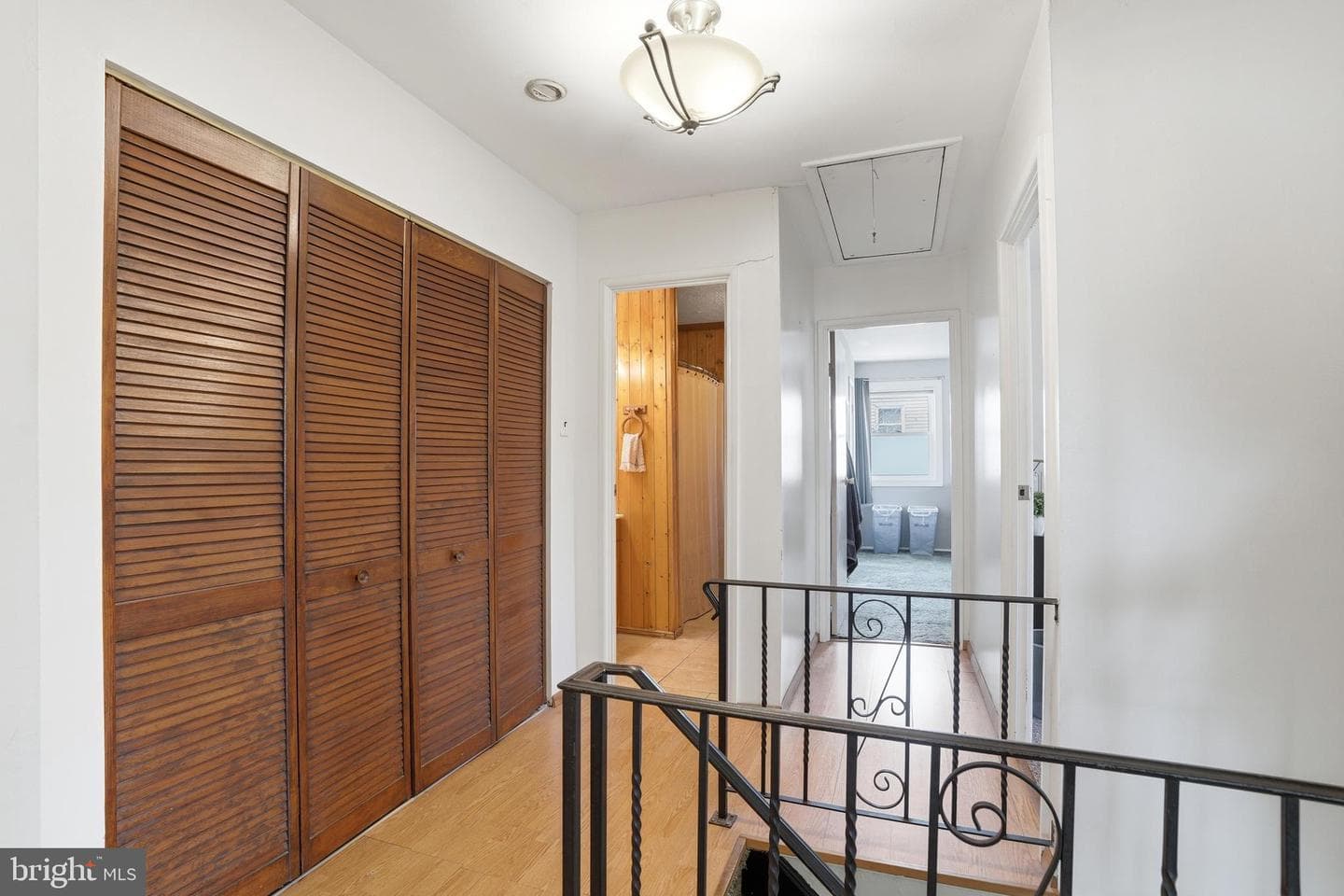 711 Hamilton Road photo 27