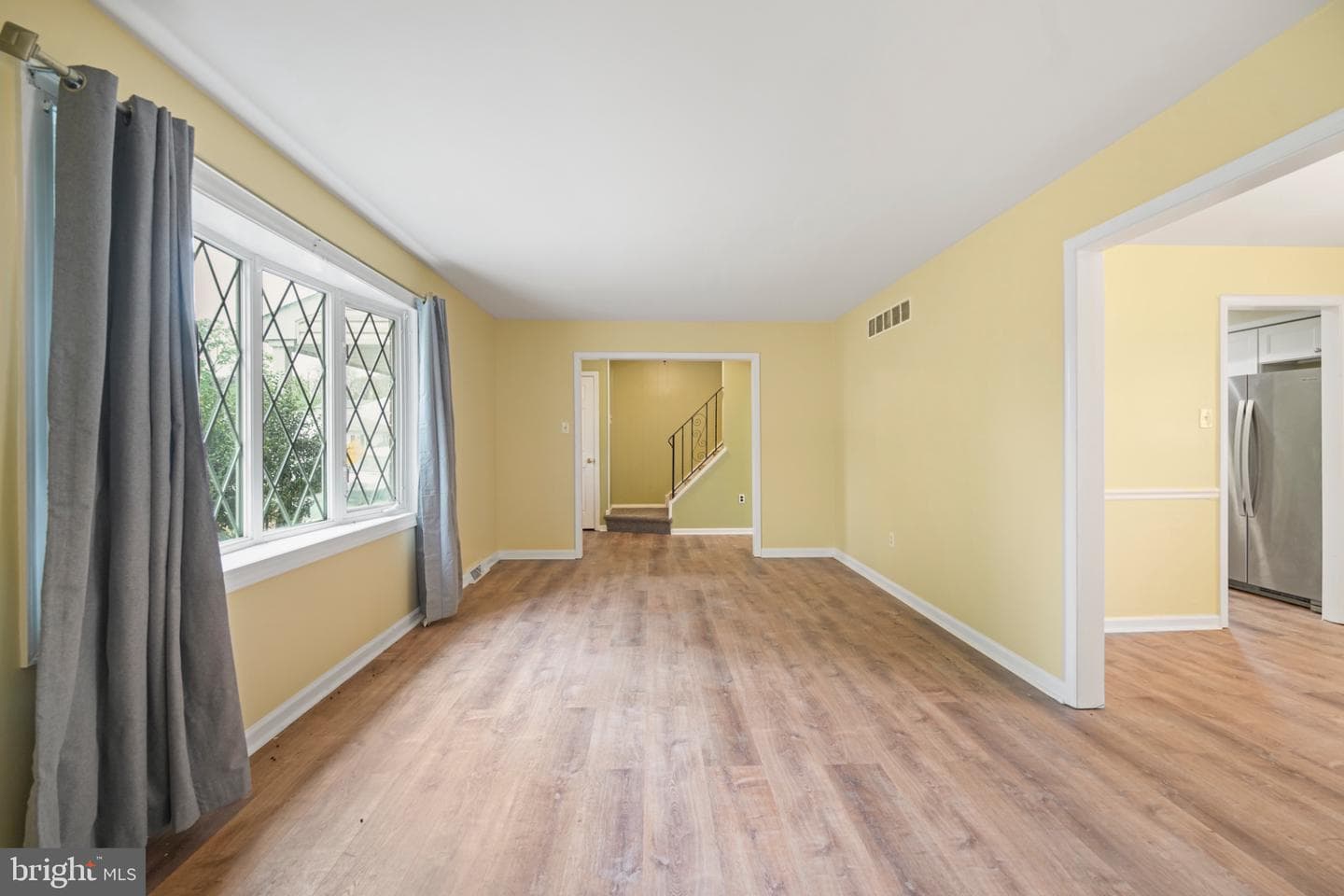 2830 Elliott Avenue photo 10