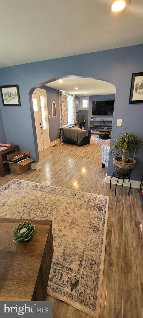 206 Burnside photo 31