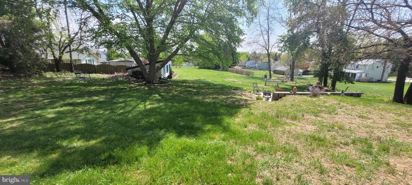 206 Burnside photo 61