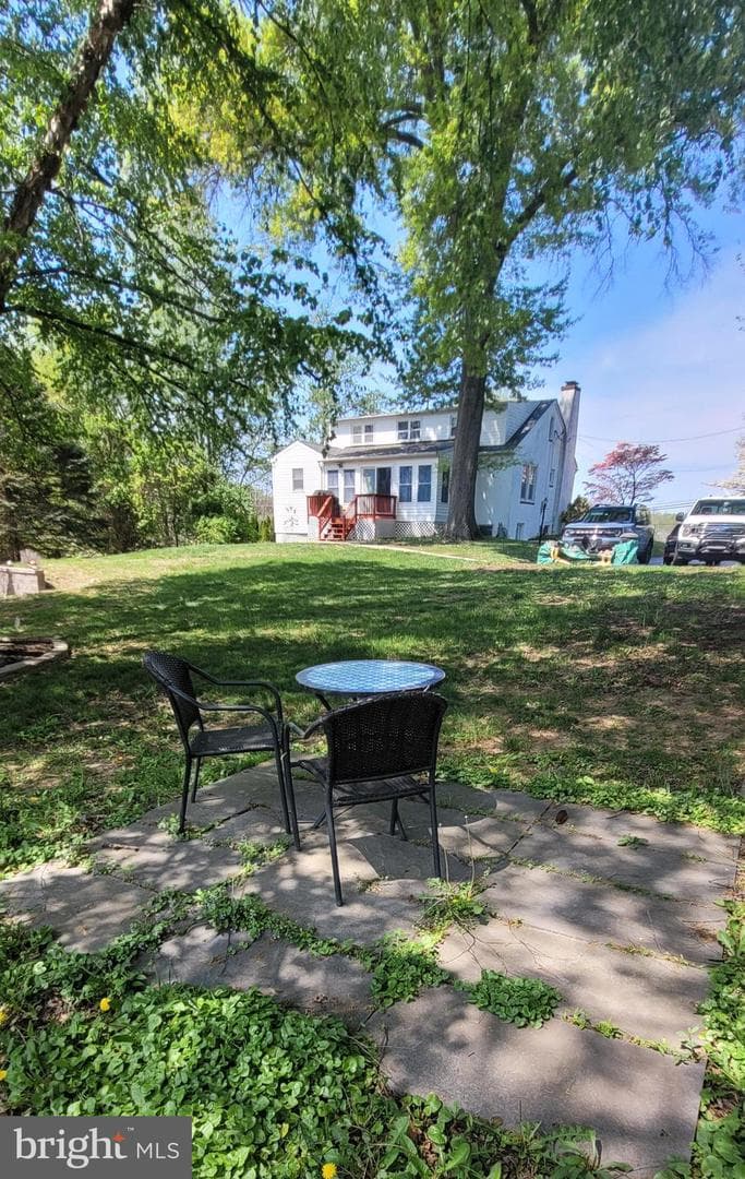 206 Burnside photo 64