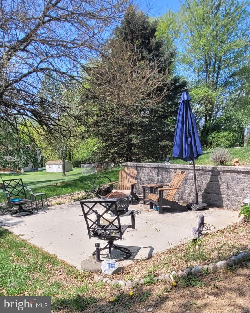 206 Burnside photo 65
