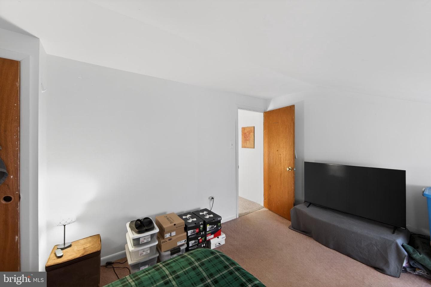 132 E 3rd Avenue photo 21