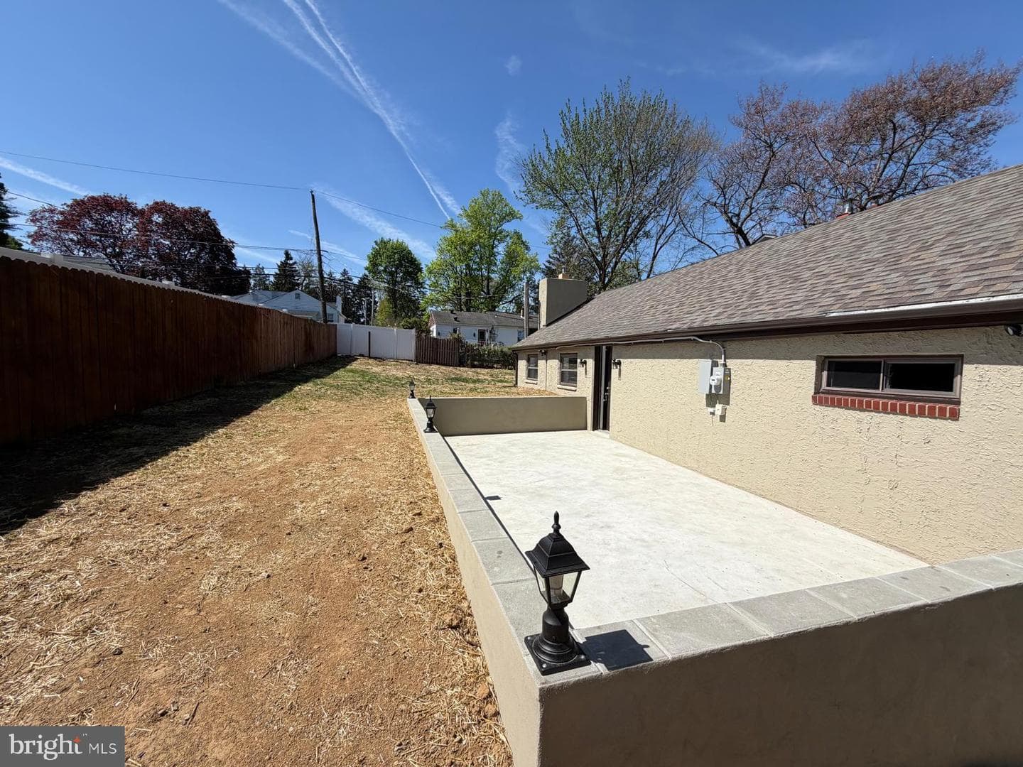 249 Hill Avenue photo 7