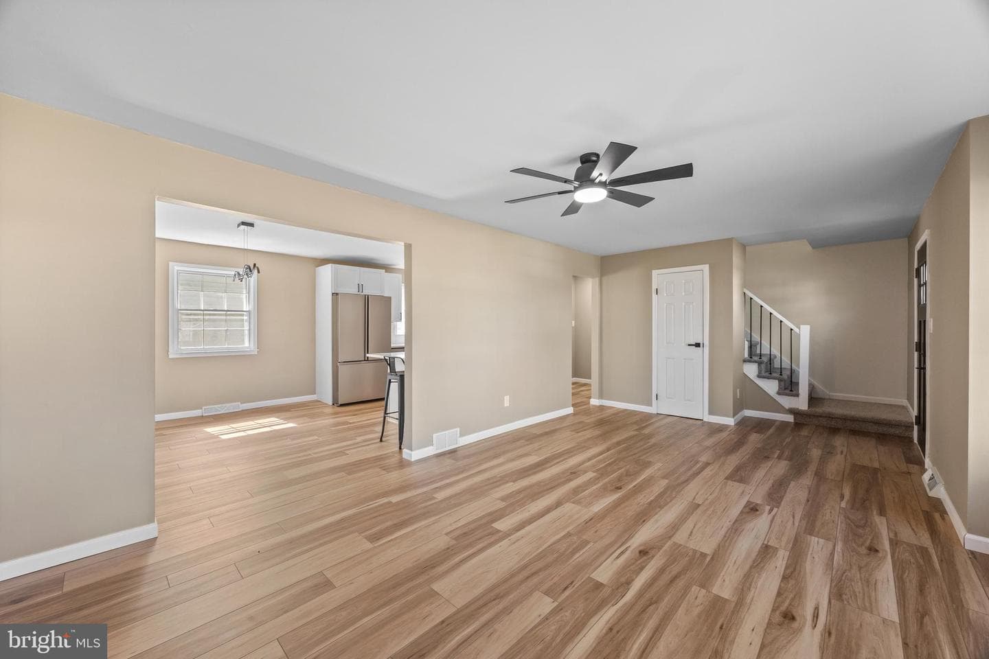 323 Edgewood Avenue photo 11