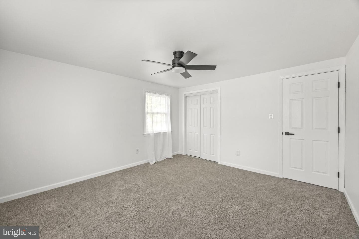 323 Edgewood Avenue photo 28