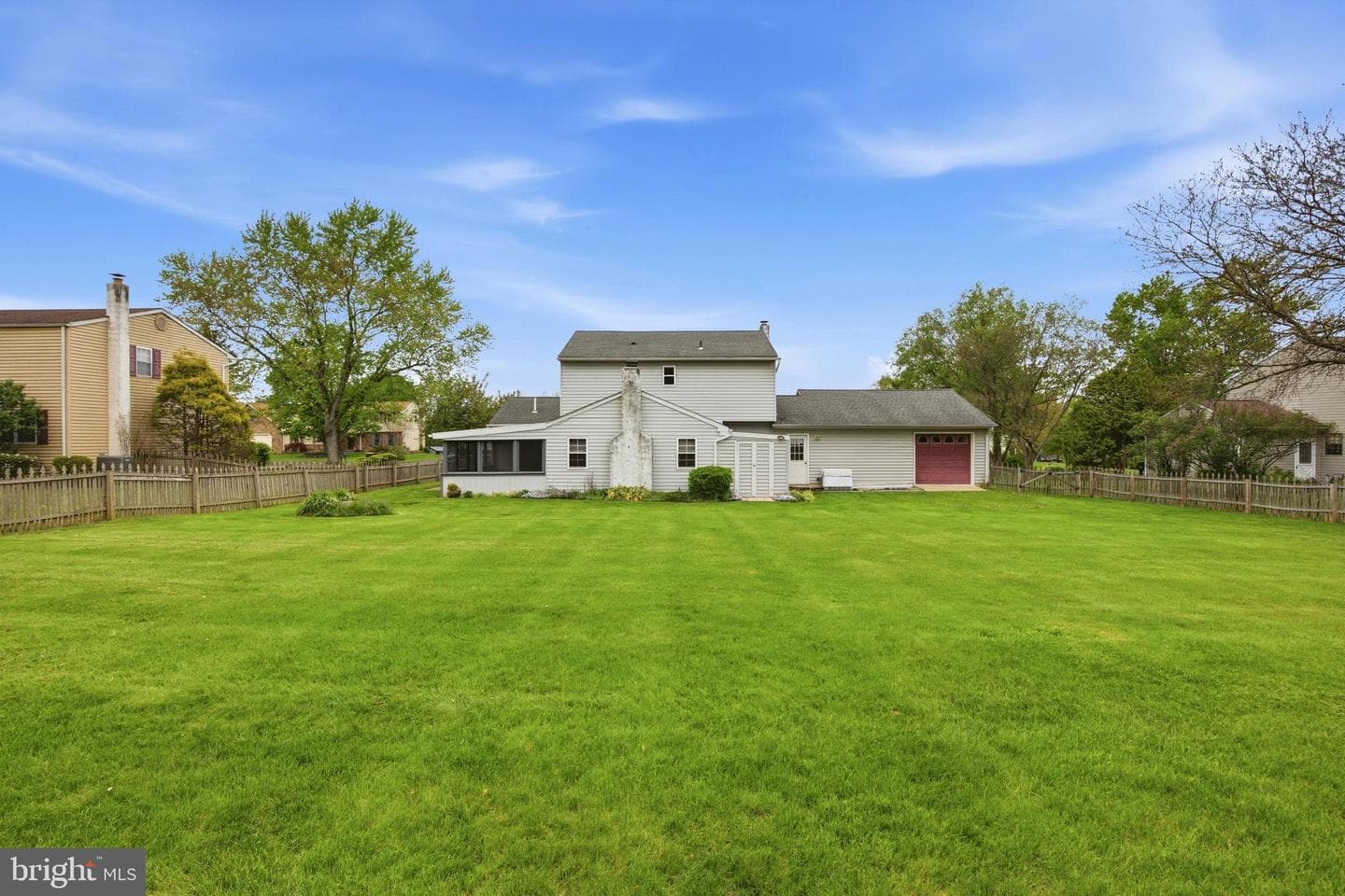 328 Courtland Avenue photo 2