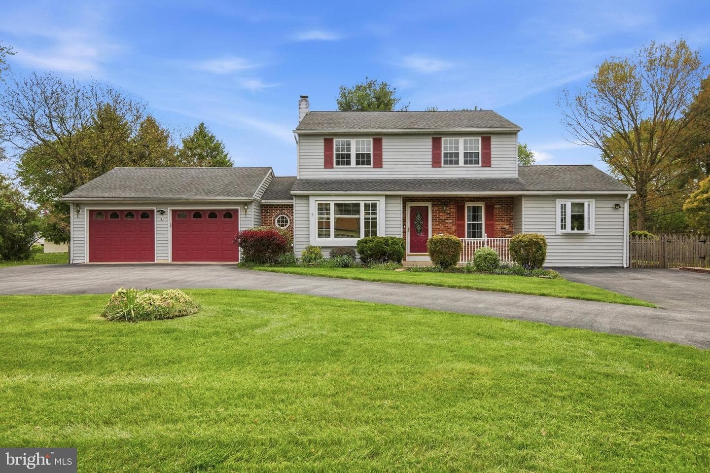 328 Courtland Avenue photo 24