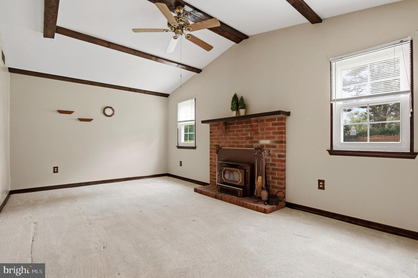 328 Courtland Avenue photo 9