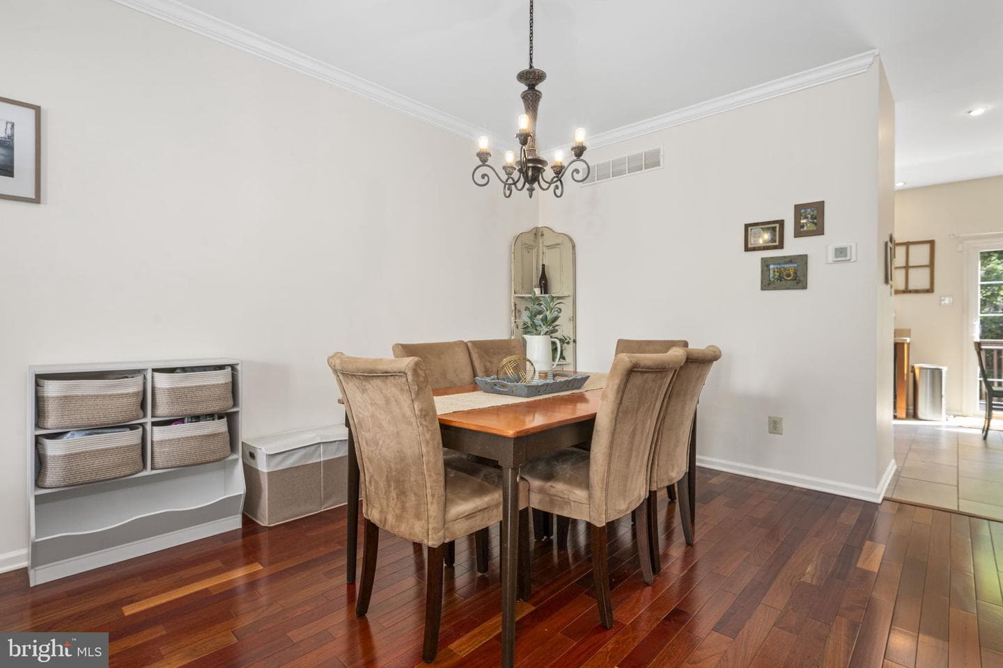 16 Cameron Court photo 10