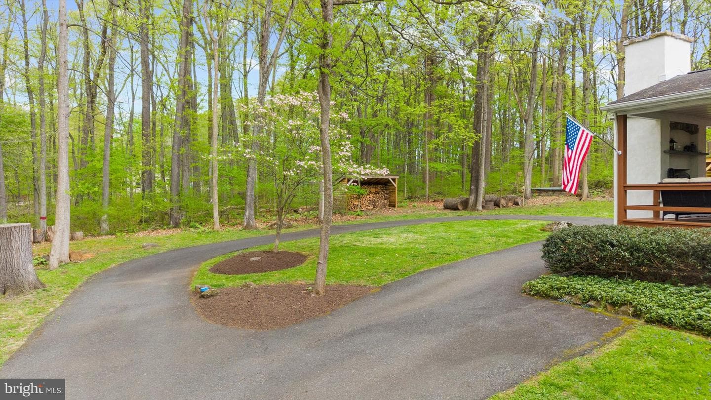 2942 Baas Road photo 8