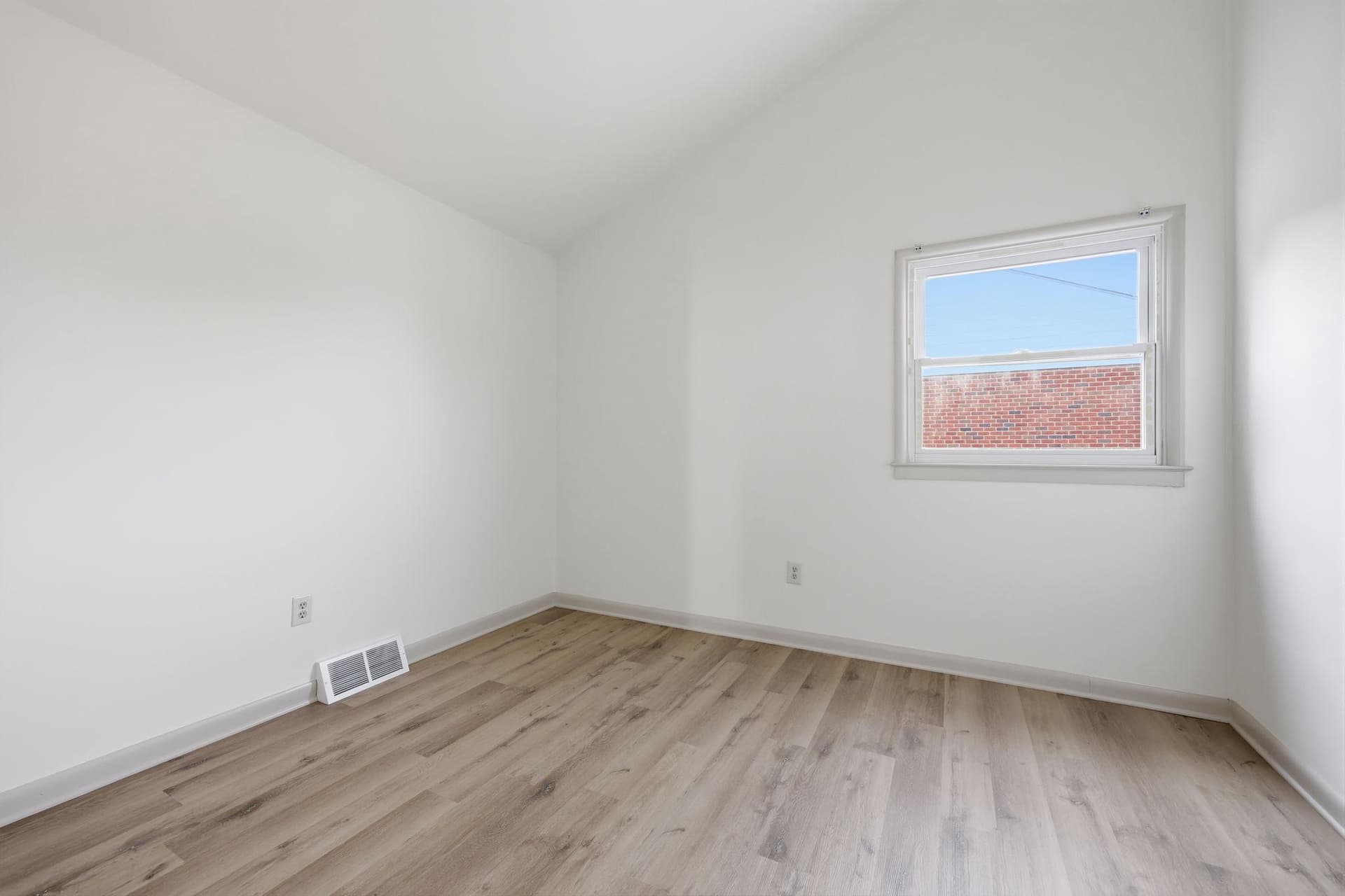 918 New Hope Street photo 27