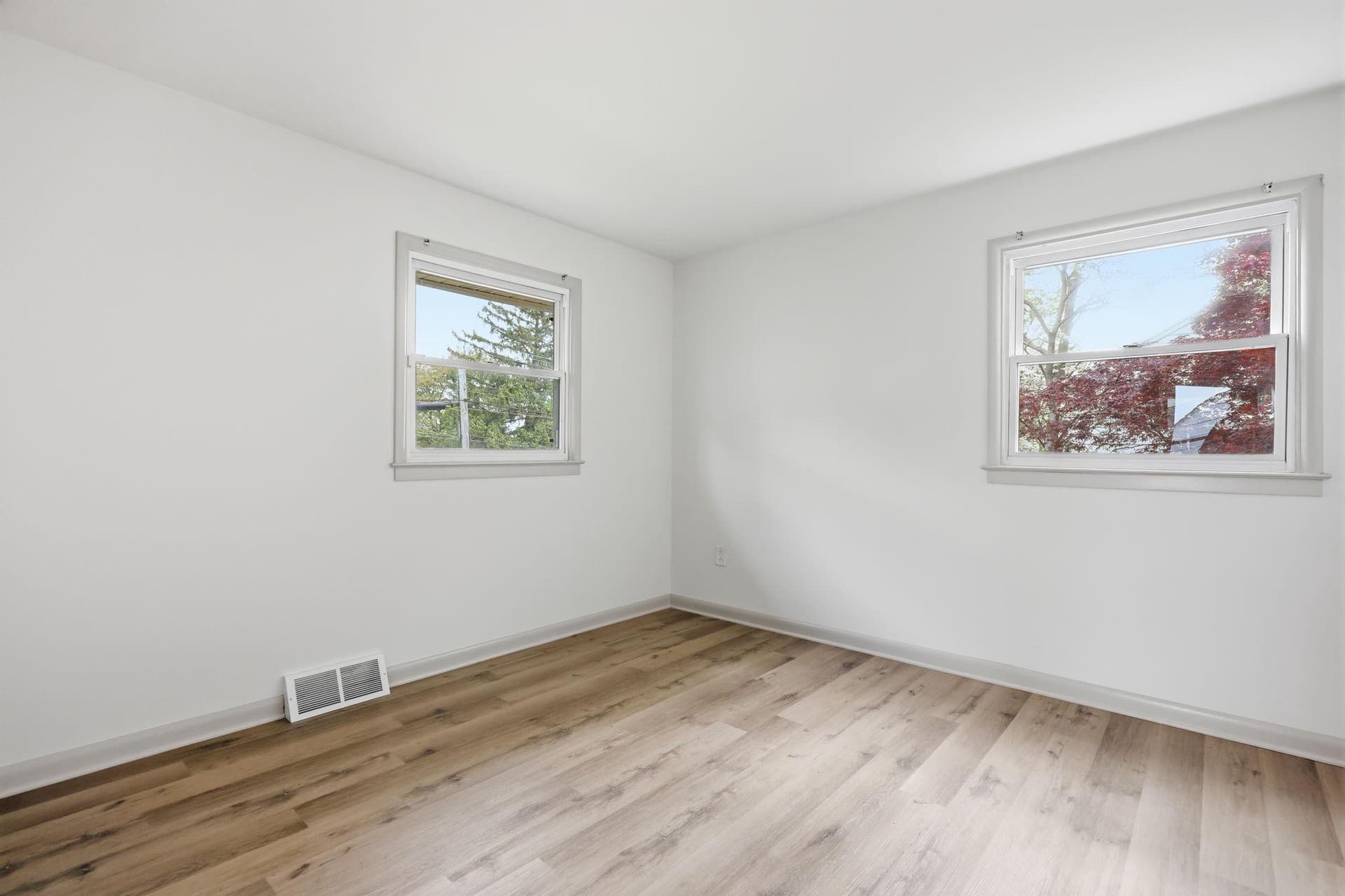 918 New Hope Street photo 30
