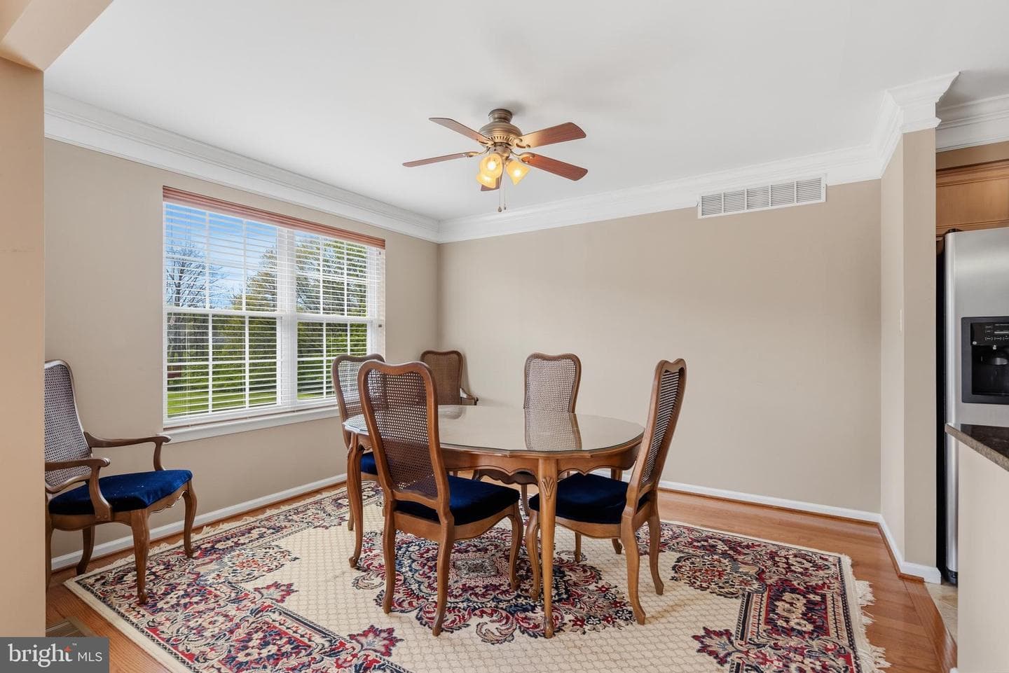 1437 Hillcrest Court photo 6