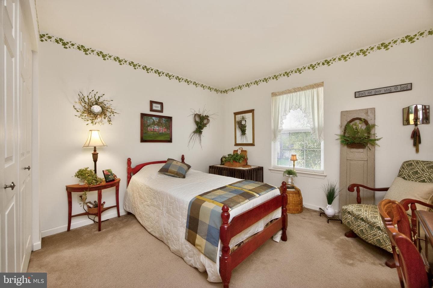142 Bartlett Court photo 28