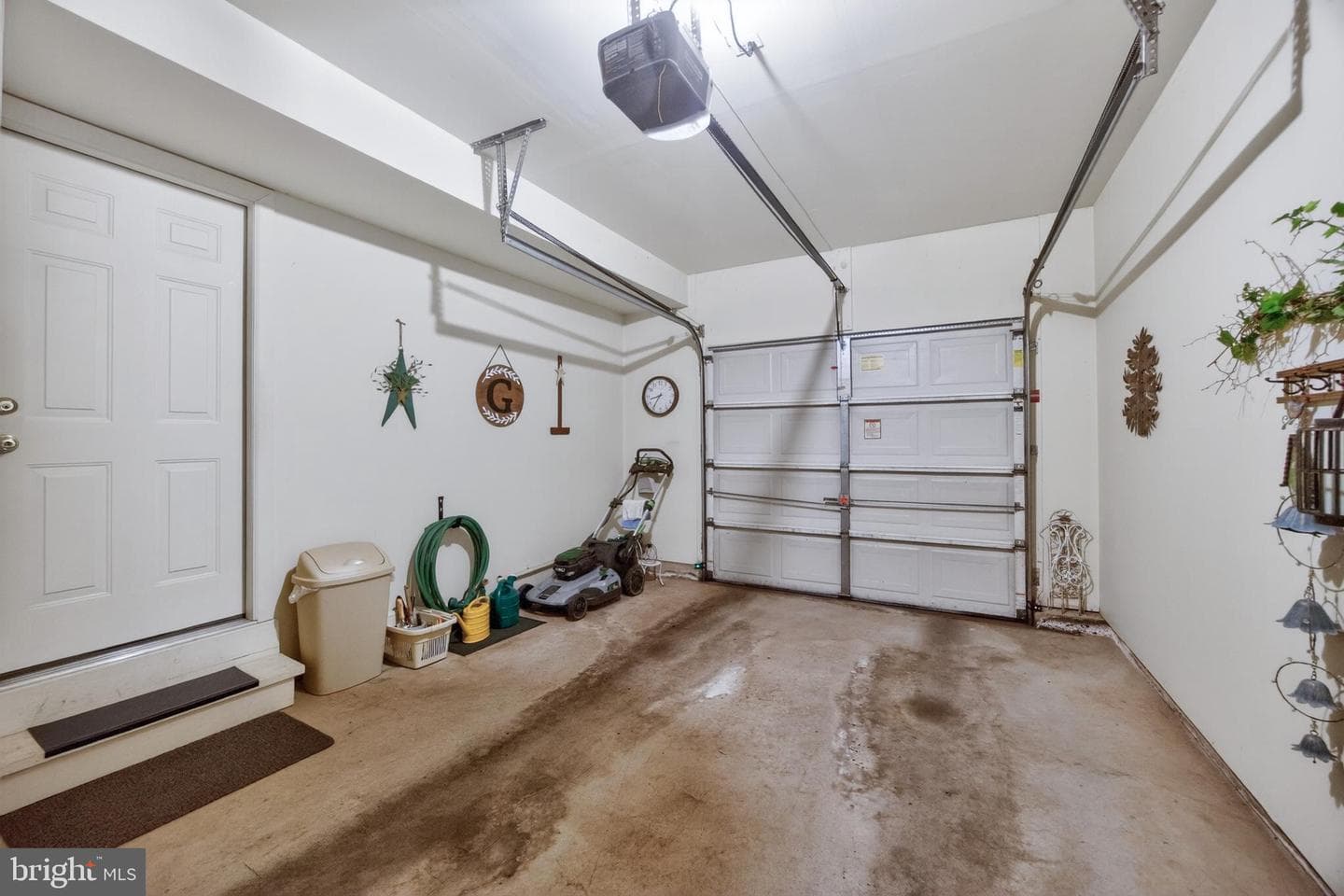 142 Bartlett Court photo 48