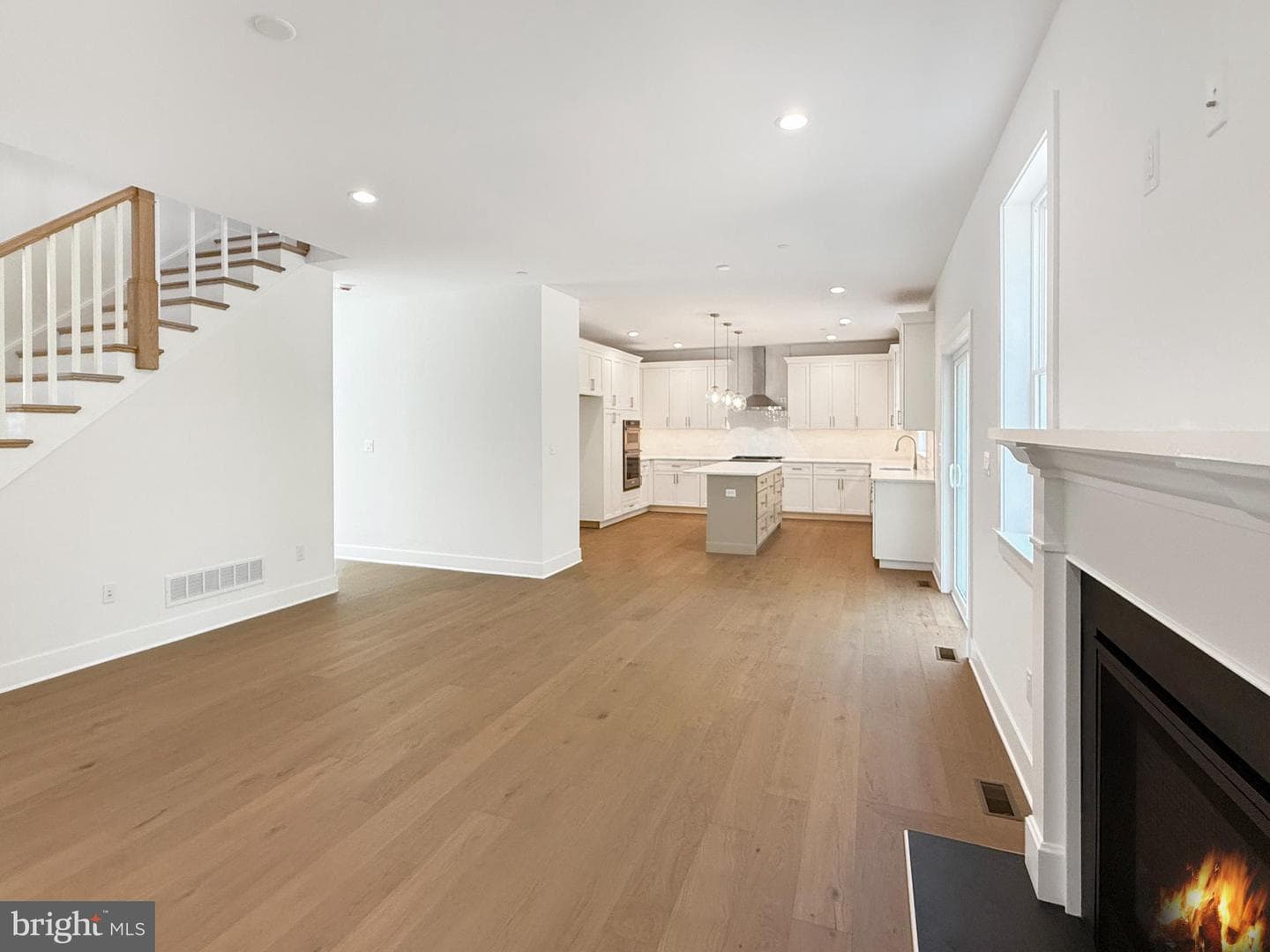 1823 N Line Street photo 19