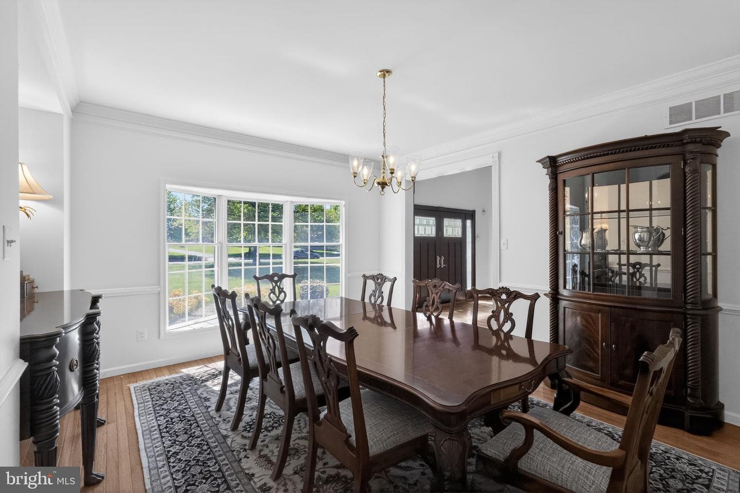 547 Carriage House Lane photo 8