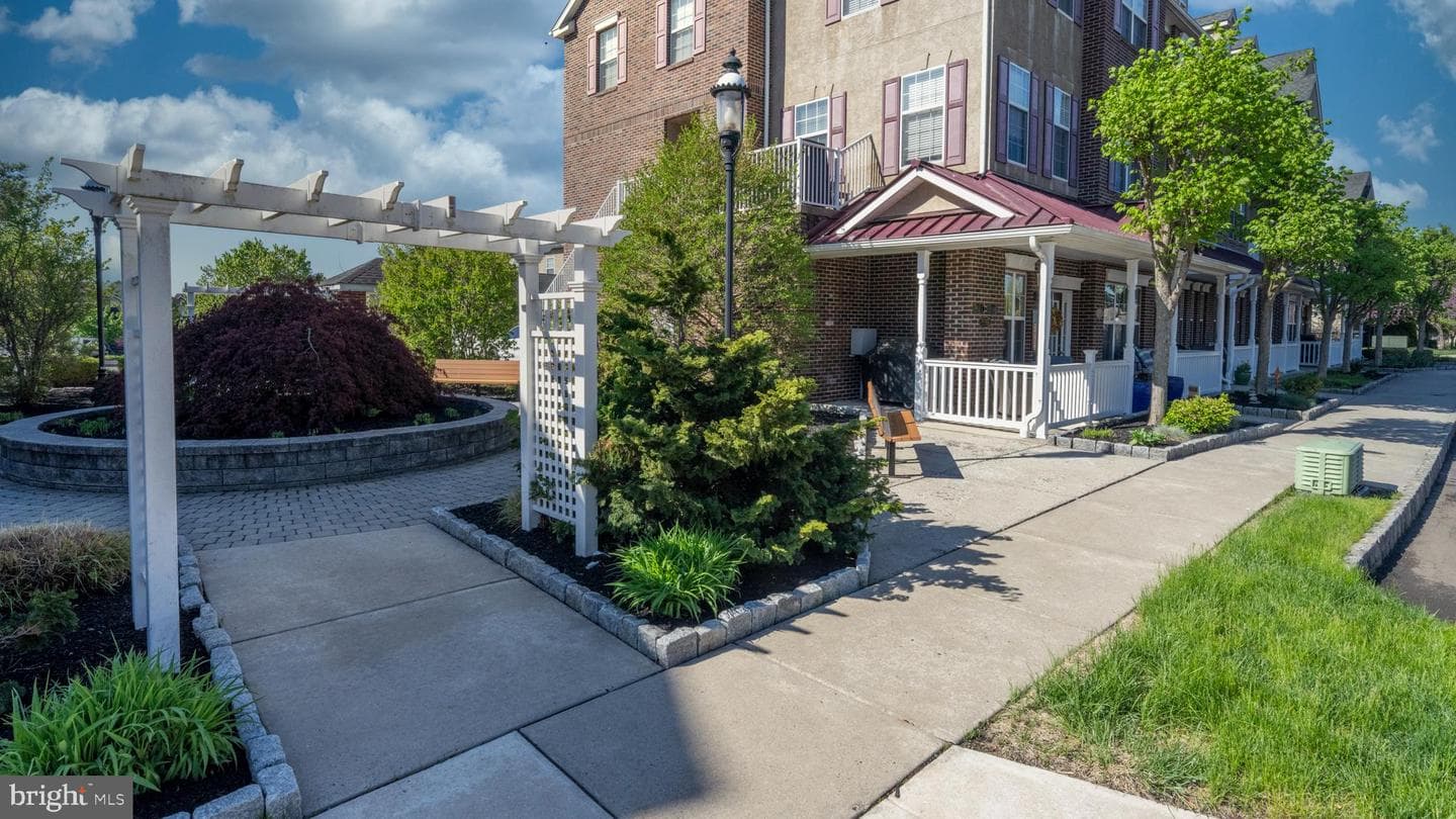3888 Ashland Drive #b photo 28