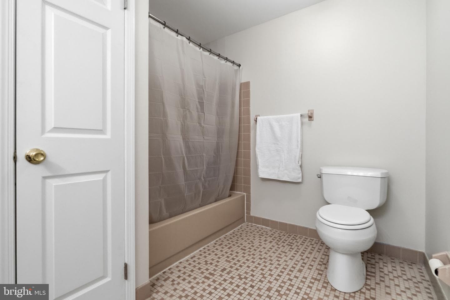 605 Wyndrise Drive photo 40