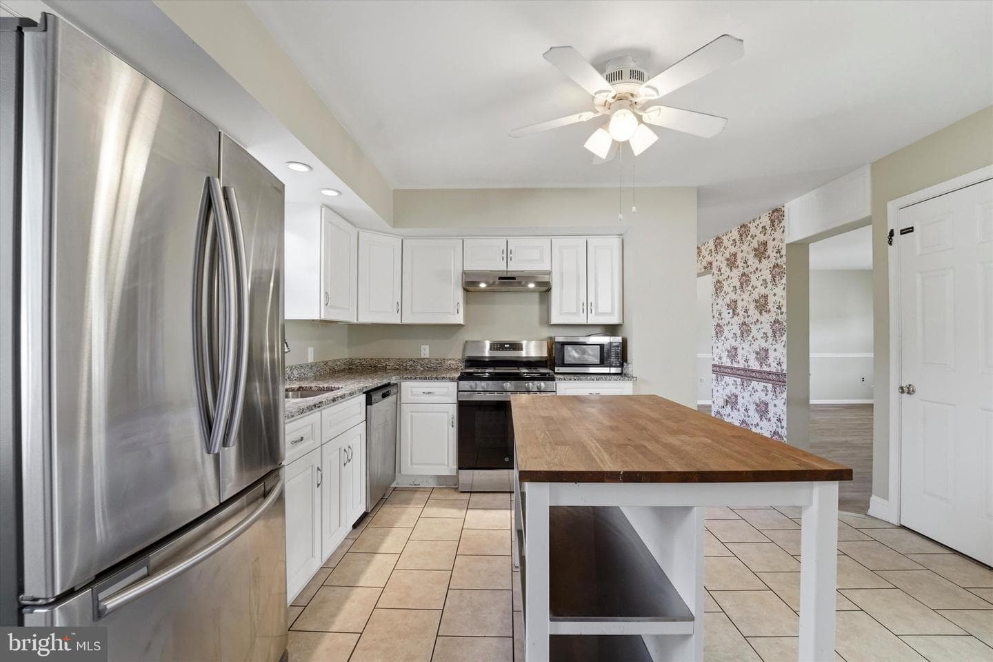 305 Roesch Avenue photo 11