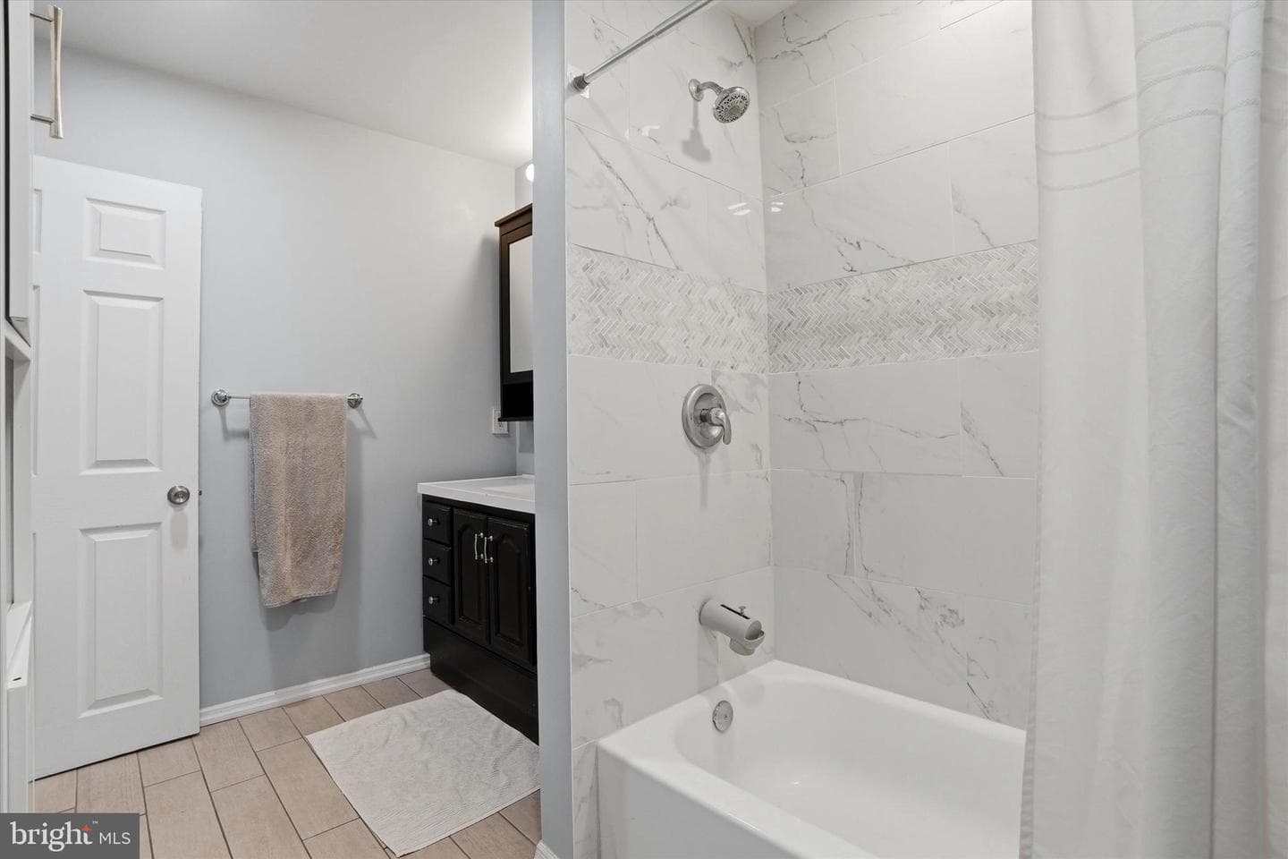 102 Cedar Avenue photo 15