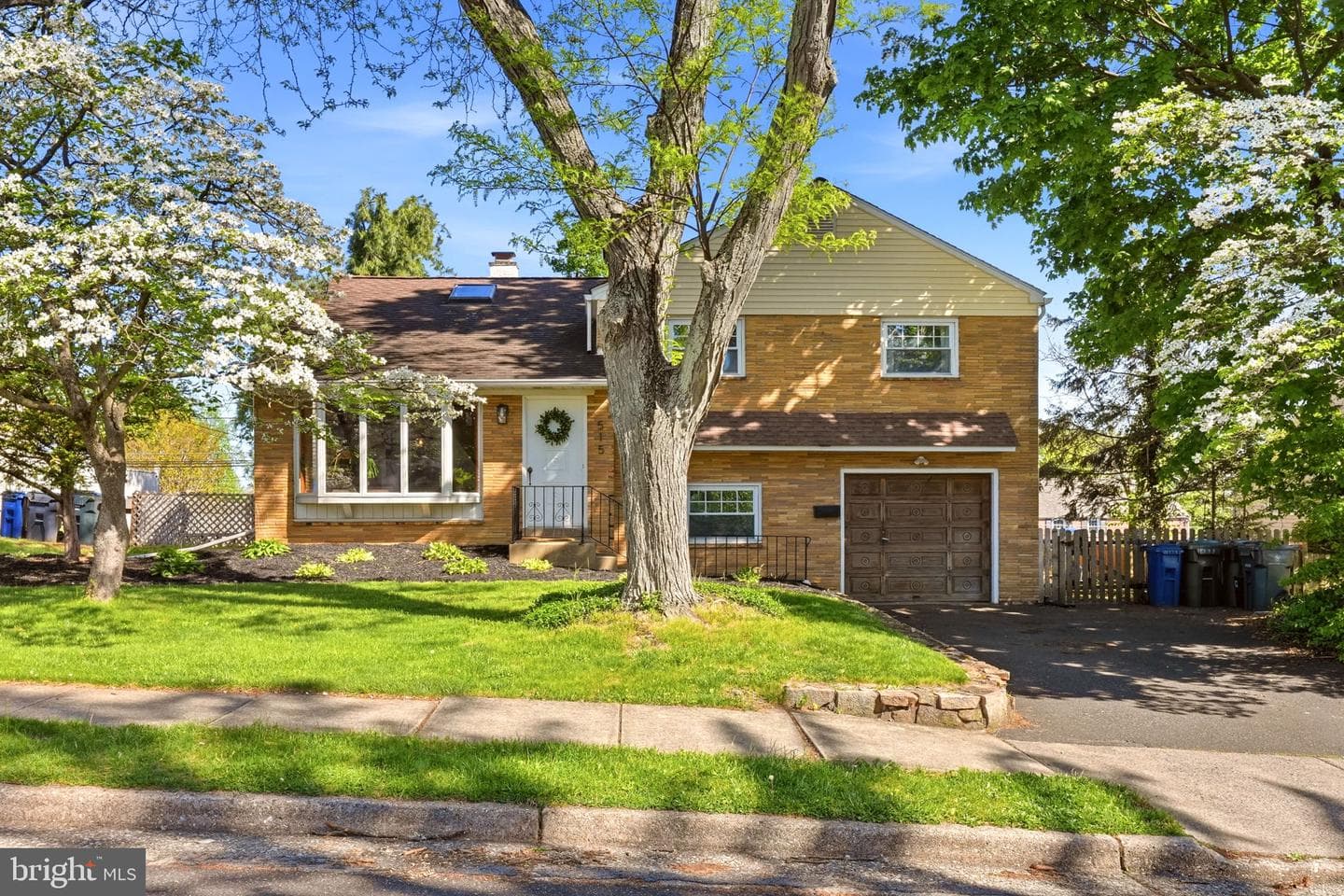 515 Melody Lane photo 4