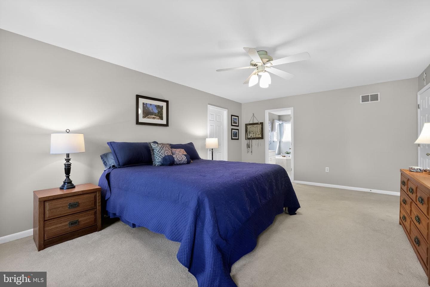 354 Coddington Way photo 16