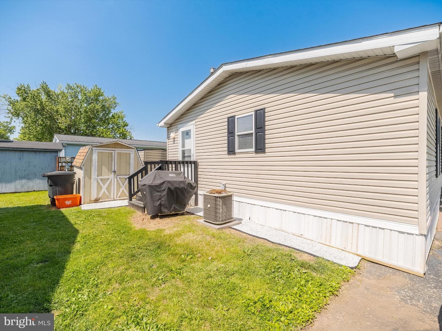 120 Bratton Drive photo 3