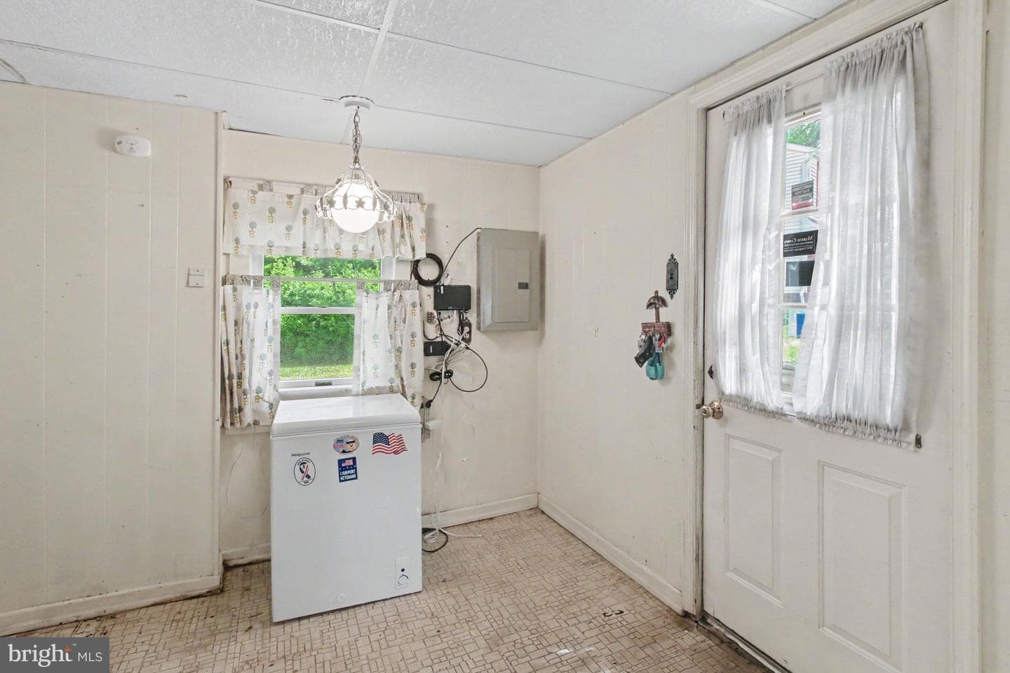 351 Golf View Road photo 16