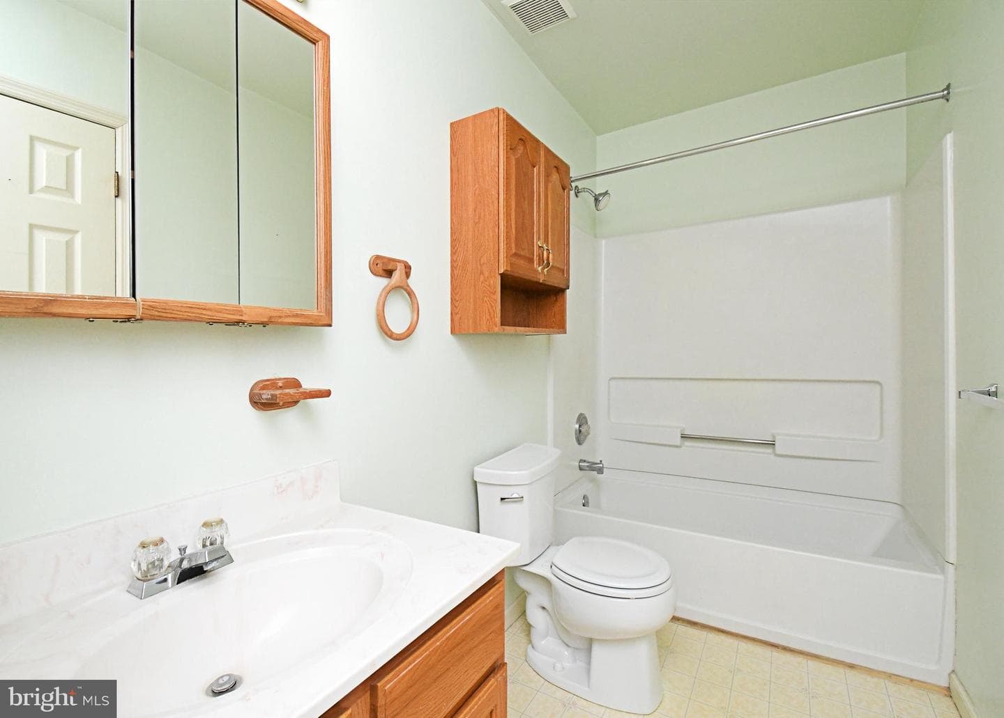601 Brentwood Court photo 33