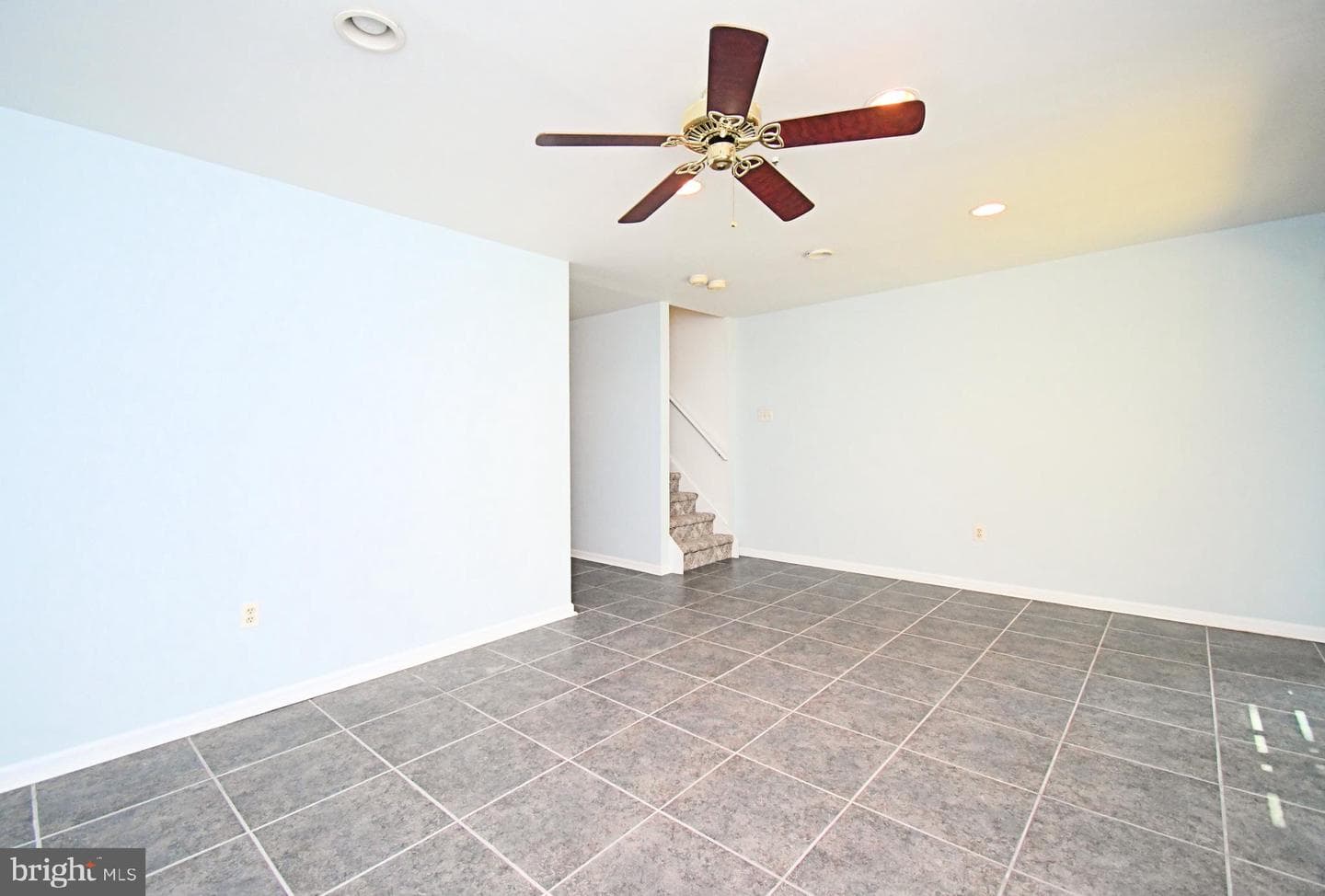 601 Brentwood Court photo 37
