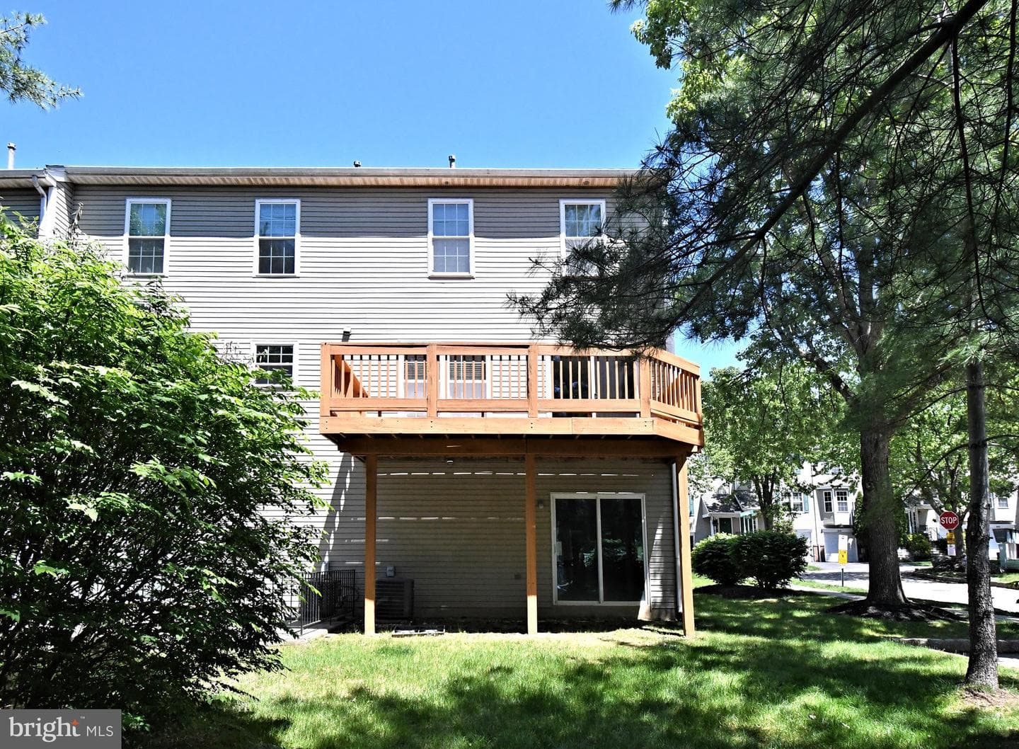 601 Brentwood Court photo 45